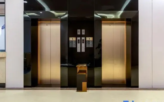 Sanqing Hotel (Baiyun Mountain Branch of Guangzhou Sports Center)