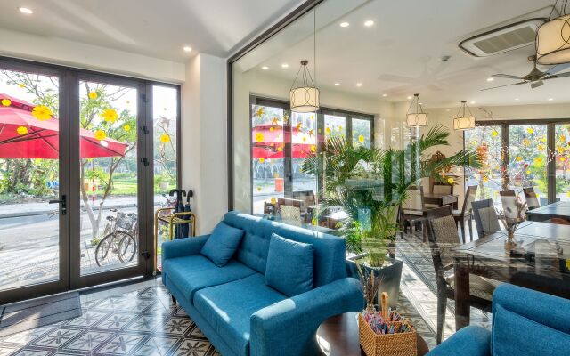 Haka Hotel & Apartment