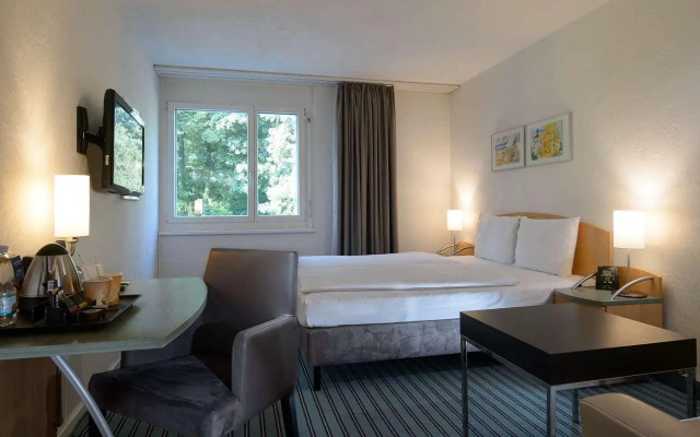 Apart-Hotel Zurich Airport