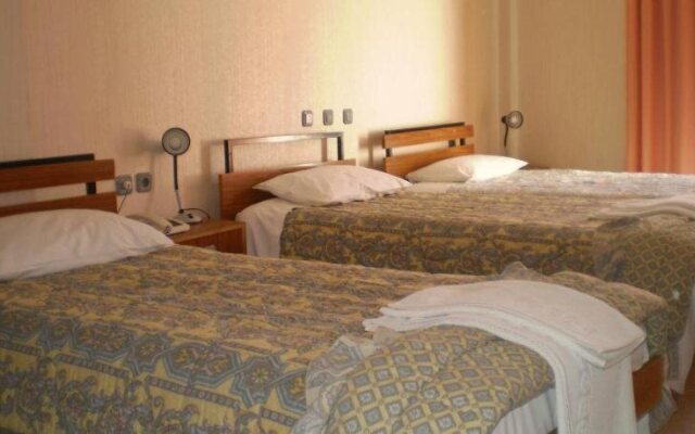 Hotel Koutriaris