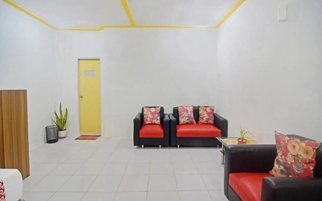 OYO 91246 Pulisan Ekowisata Homestay Near Wisata Pantai Desa Pulisan (Pulisan Beach Tour)