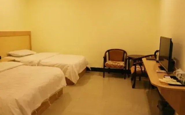 Foshan Xinxin Hotel (Sanshui Square)