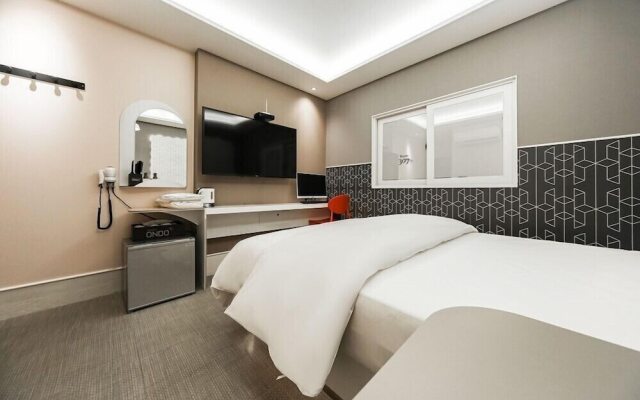 Hotel ONDO