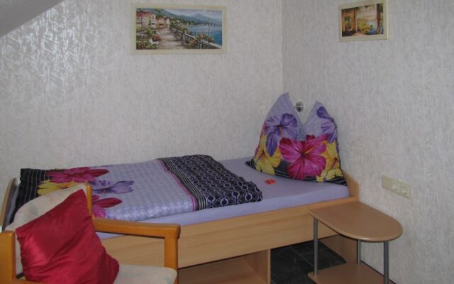 Hotel Pension zur Rose