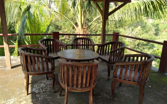 Bina Karya Guesthouse