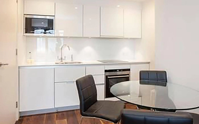 Oxford Street Apartments