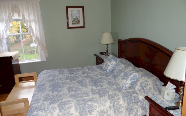 Chamcook Forest Lodge Bed  Breakfast
