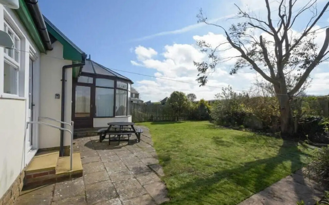 Armstrong Cottages No22