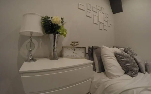 Essex House 3 Double Rooms Workstays UK
