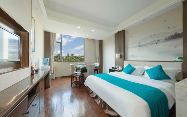 Guofang Hotel