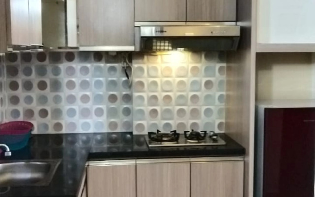 The Suites Metro Apartment by Desta Farispro