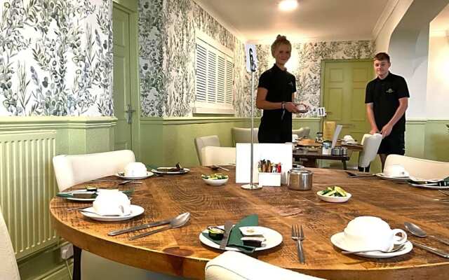 Ashton Court Hotel