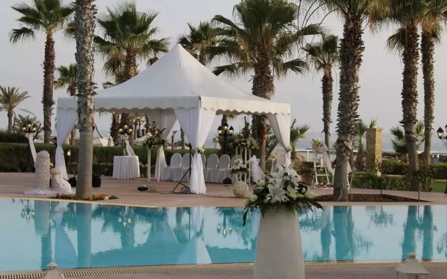 Aquamare Beach Hotel & Spa