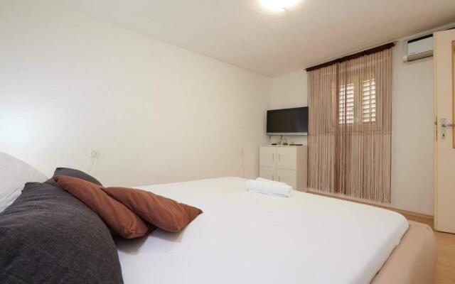 Apartments Lea