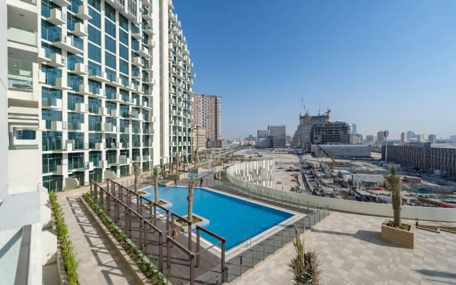 Wonderful Studio Apartment With Balcony at Farhad Azizi