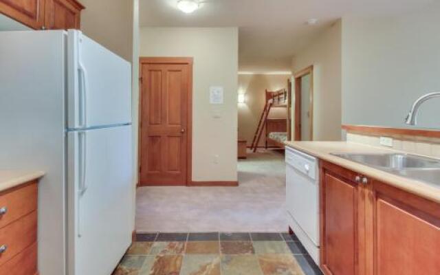 Powderhorn Lodge 107: Columbine Suite