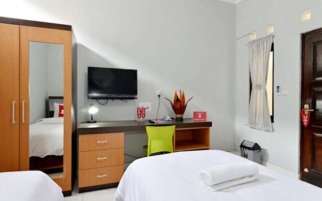 ZEN Rooms Godean