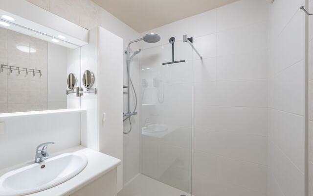 Apartment With a Cosy Terrace