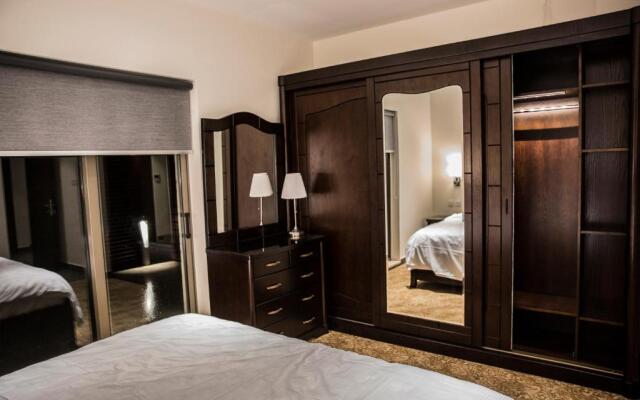 Naylover Hotel Suites