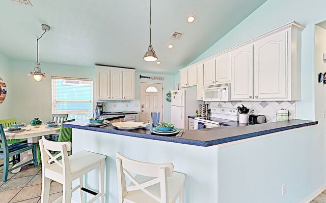 1208 Rockport - 2 Br Home