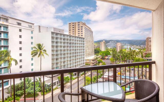 Hyatt Regency Waikiki Beach Resort & Spa