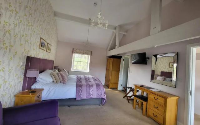 The Manifold Inn