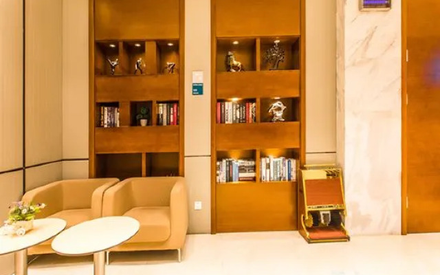 City Comfort Inn Hotel (Qinzhou Pubei People's Hospital Bus Station)