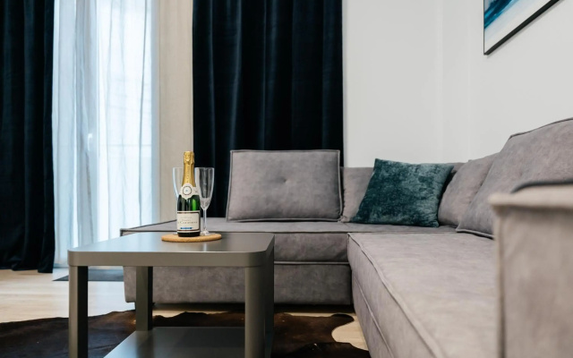 Rent Me (Affordable apartment in Athens)