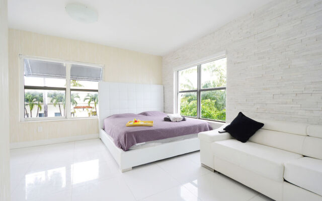 Lincoln Road Apartments