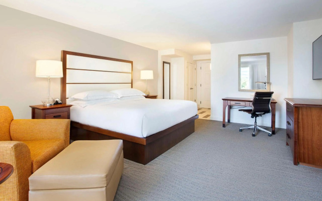 Hilton Naples
