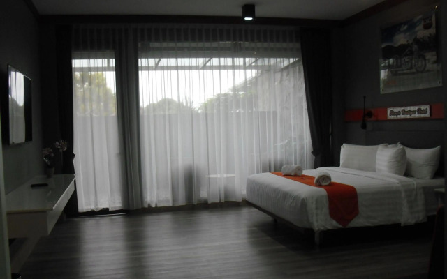 Sturgis Boutique Hotel Cipanas