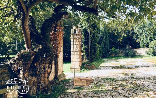 Borgo Buzzaccarini Rocca di Castello