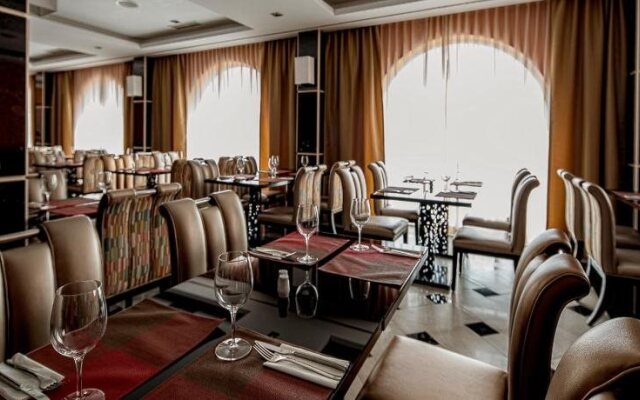 iu Hotel Luanda Cacuaco