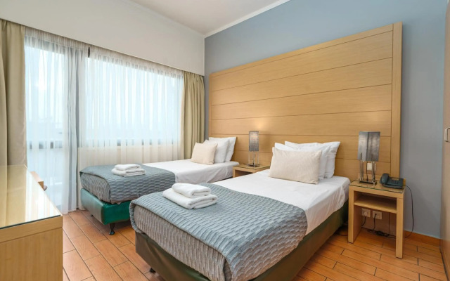 Parnon Hotel