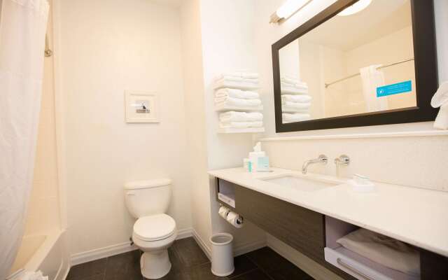 Hampton Inn Toledo/Oregon