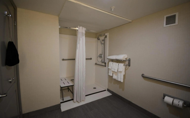 Holiday Inn Hazlet by IHG