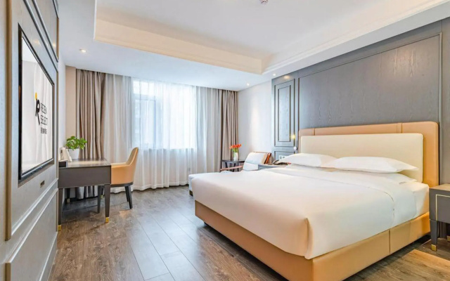 Rezen Select Hotel（Rizhao Wanda Plaza）