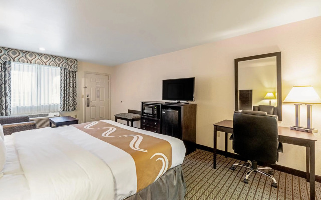 Quality Inn Three Rivers