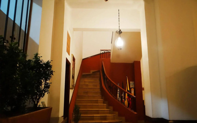 Boulevard del Rio Hotel