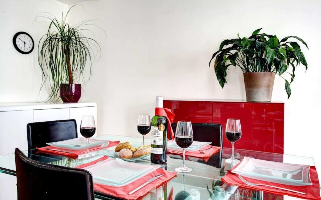 Spacious Family Apartment Near Bois de Boulogne