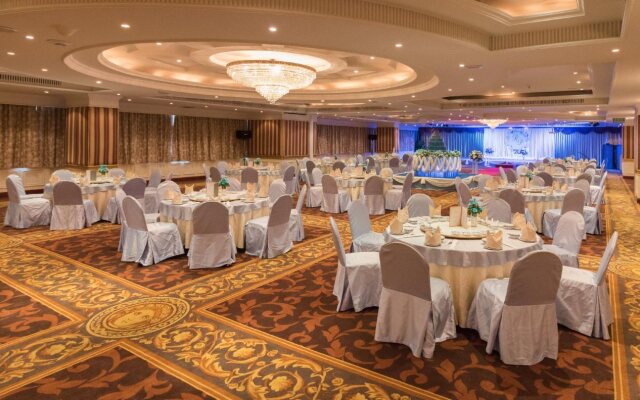 Royal Benja Hotel