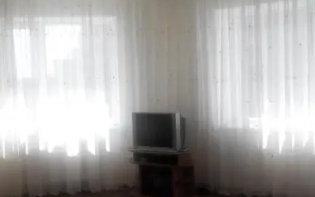 Apartment on Kravchuka 15b