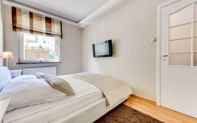 Palermo Apartment by Renters