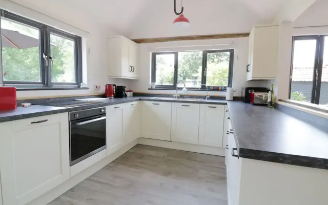 Whitehands Farm Barn