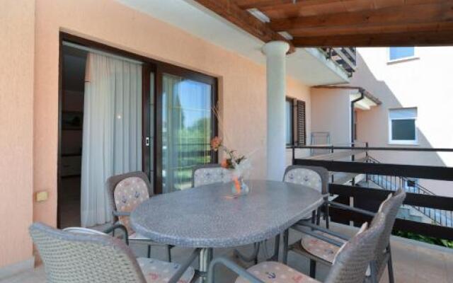 Apartment Gracijela 827