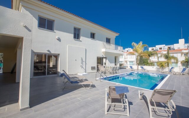 Protaras Holiday Villa Dv1