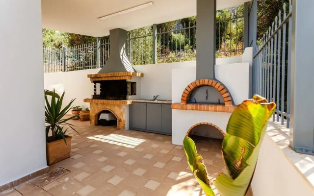 Aigli Luxury Villa - Panoramic Seaview Retreat