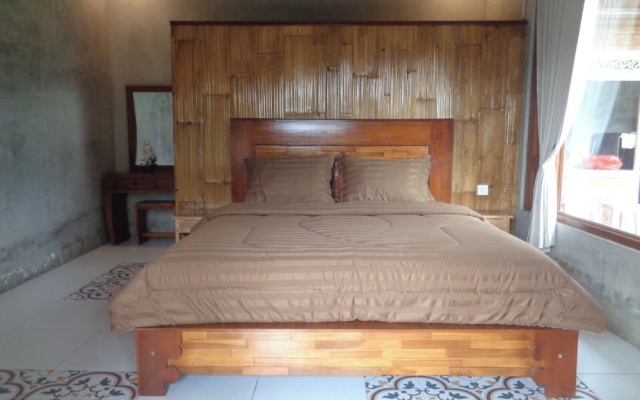 Puri Achyuta – Guest Rooms – Tampak Siring