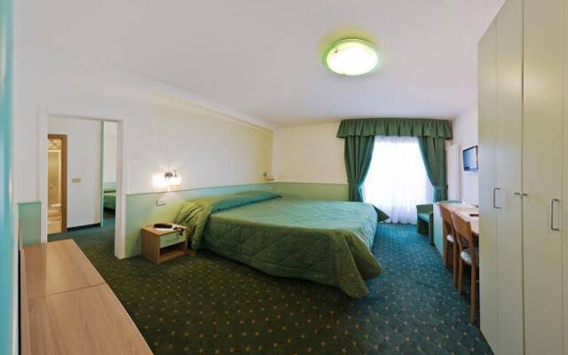 Cavallino Lovely Hotel