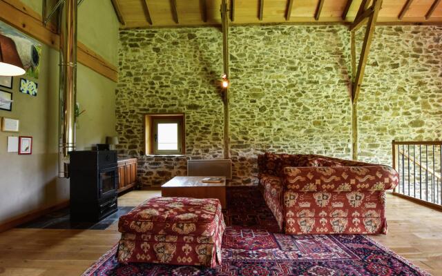 Lovely Farmhouse with Private Swimming Pool in Terrou